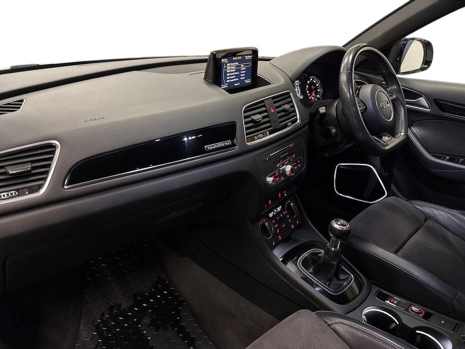 Used Audi Q3 2017 for sale - 76946980: Photo 7