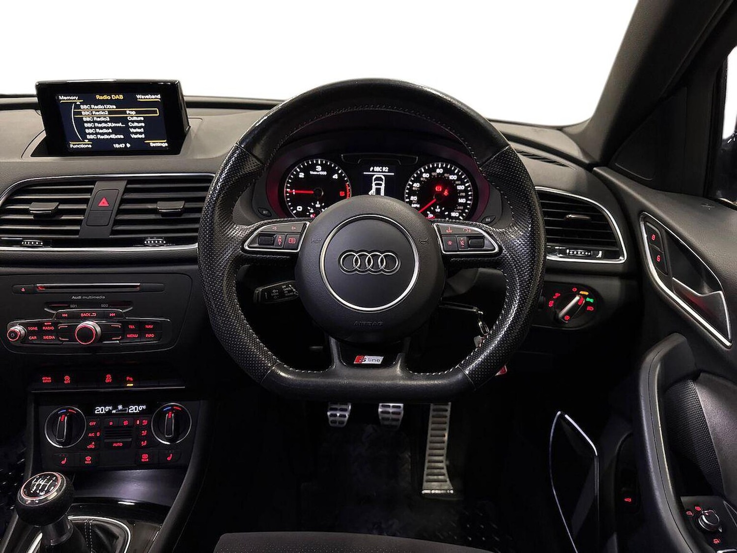 Used Audi Q3 2017 for sale - 76946980: Photo 9