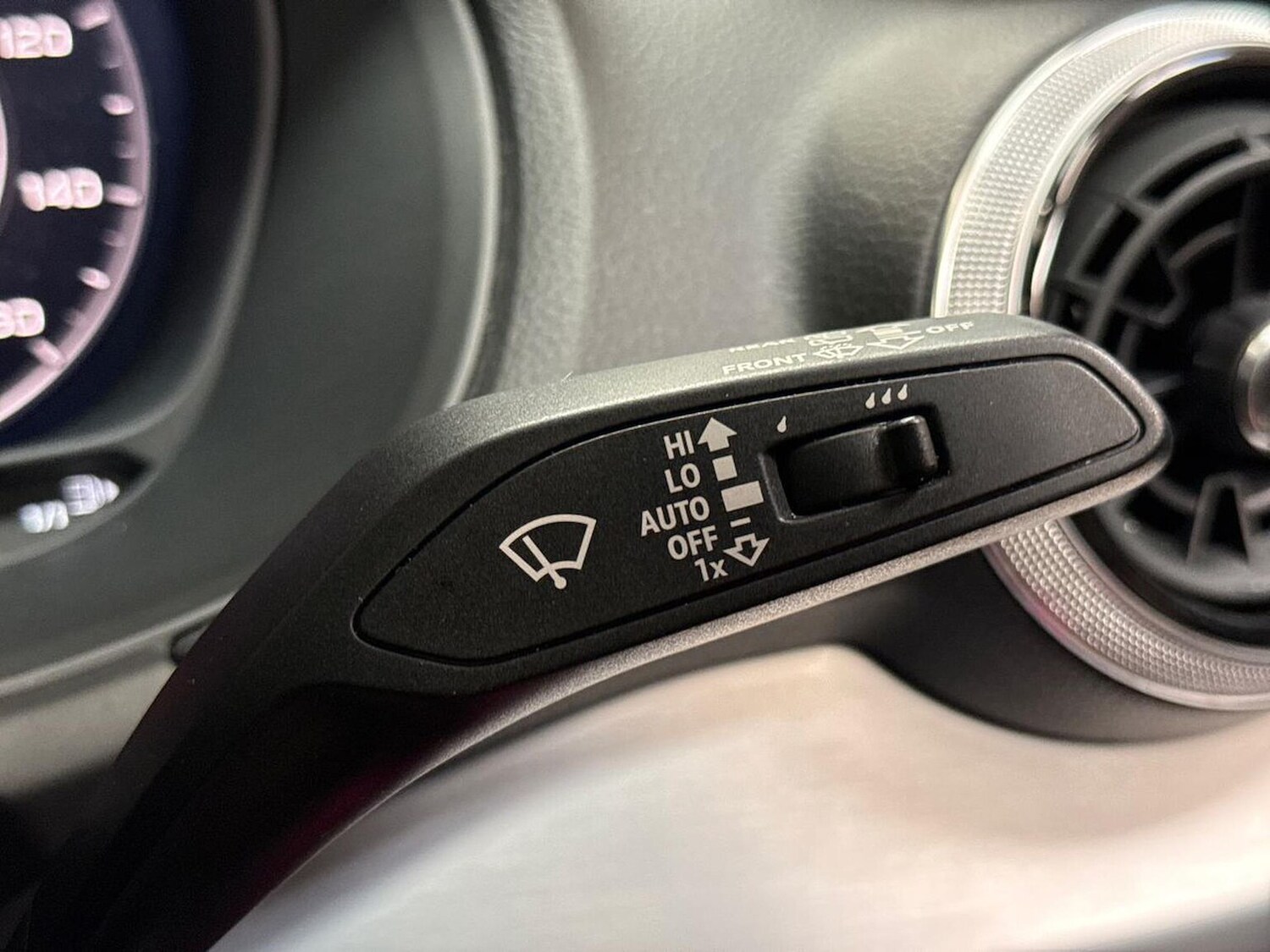 Used Audi Q2 2022 for sale - 76057927: Photo 28