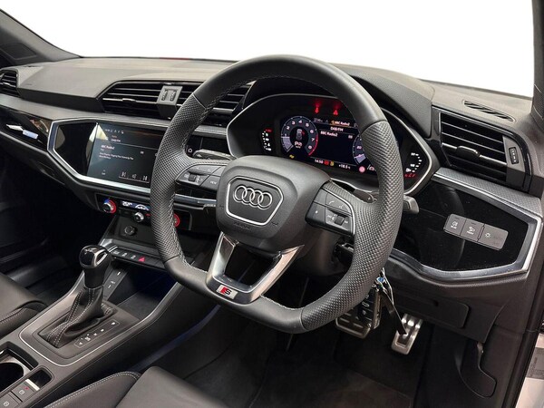 Used Audi Q3 2025 for sale - 75999671: Photo 15