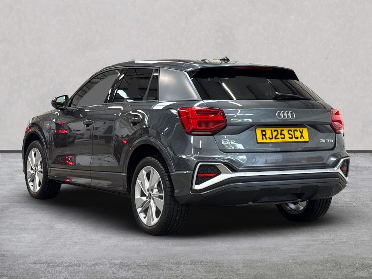 Used Audi Q2 2025 for sale - 76165079: Photo 2