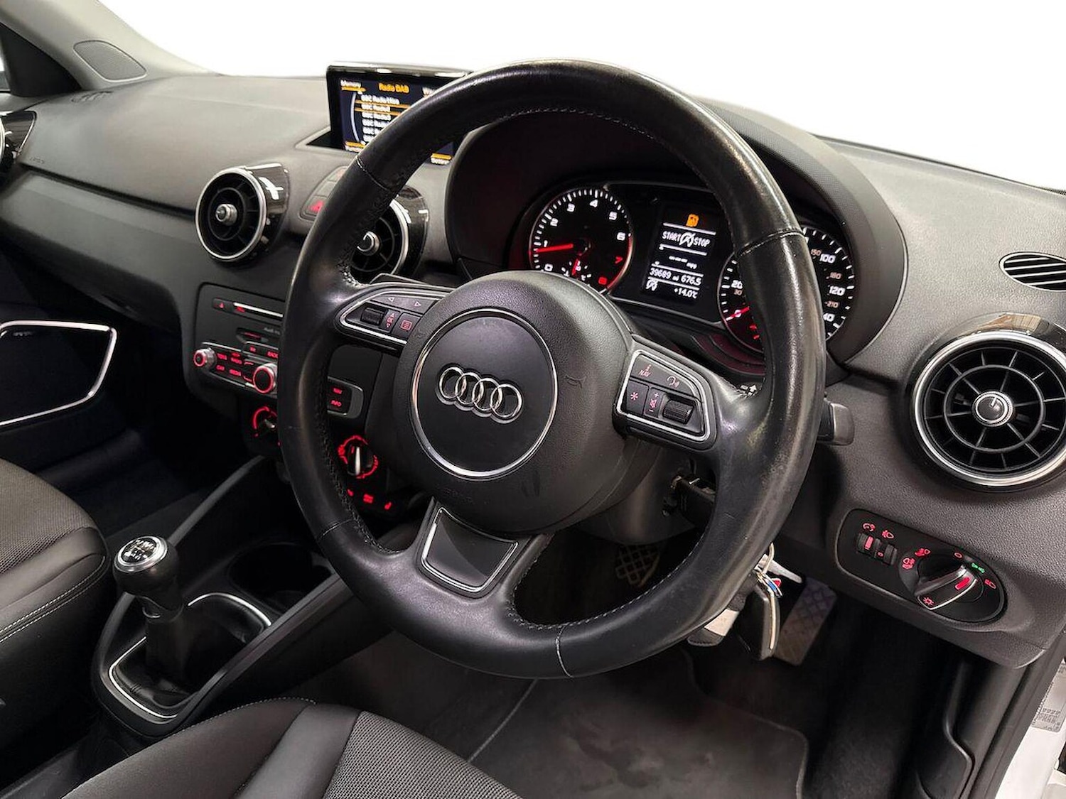 Used Audi A1 2018 for sale - 76357915: Photo 15