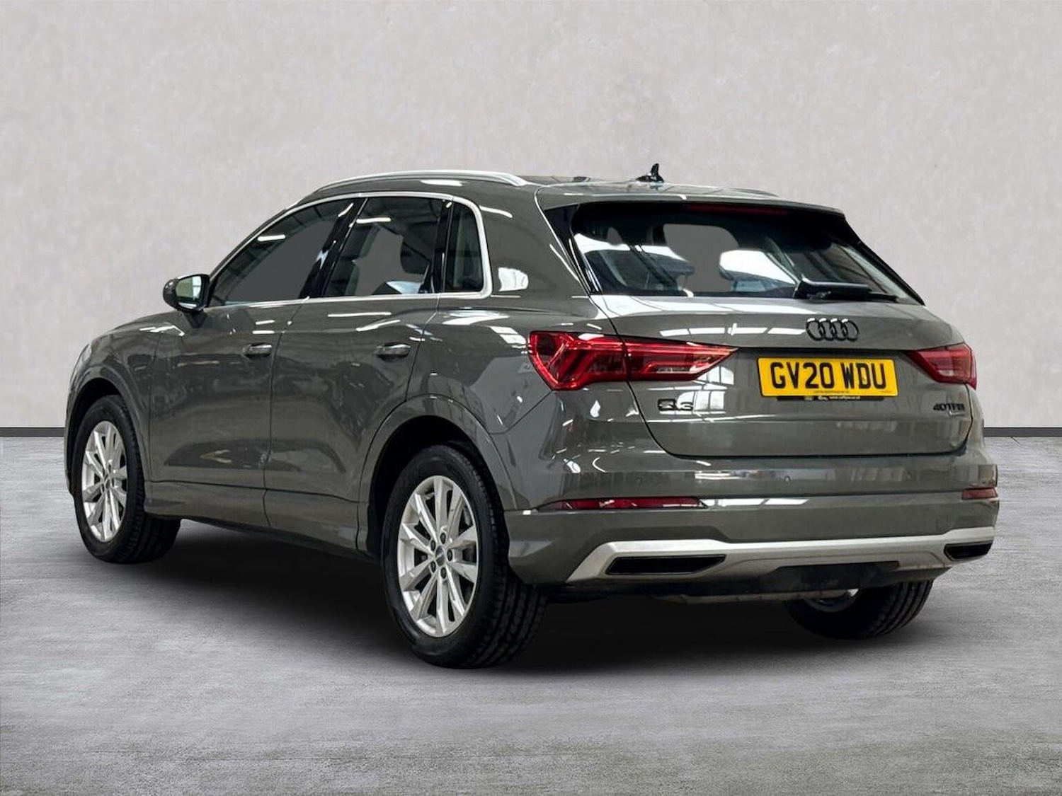 Used Audi Q3 2020 for sale - 76391753: Photo 2