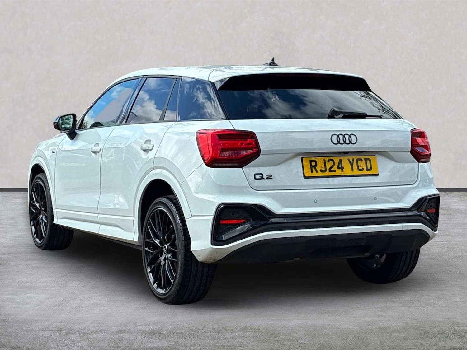 Used Audi Q2 2024 for sale - 78193174: Photo 2