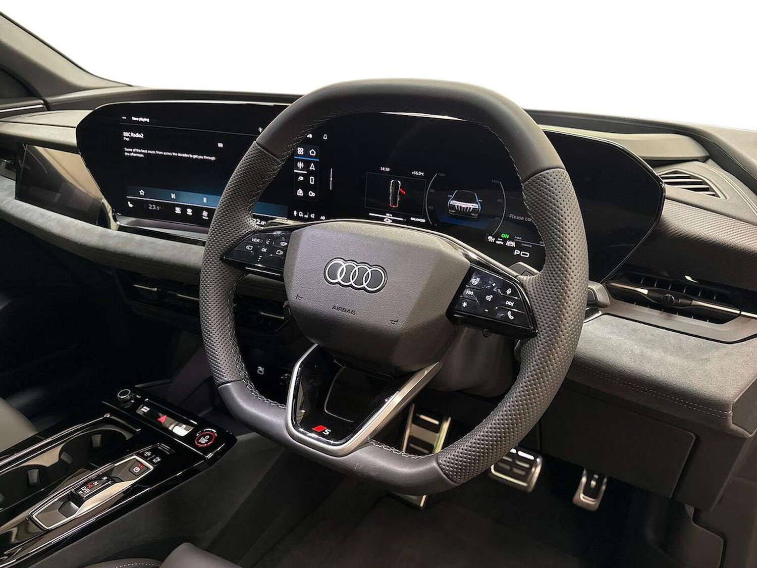 Used Audi Q6 e-tron 2025 for sale - 76763449: Photo 15