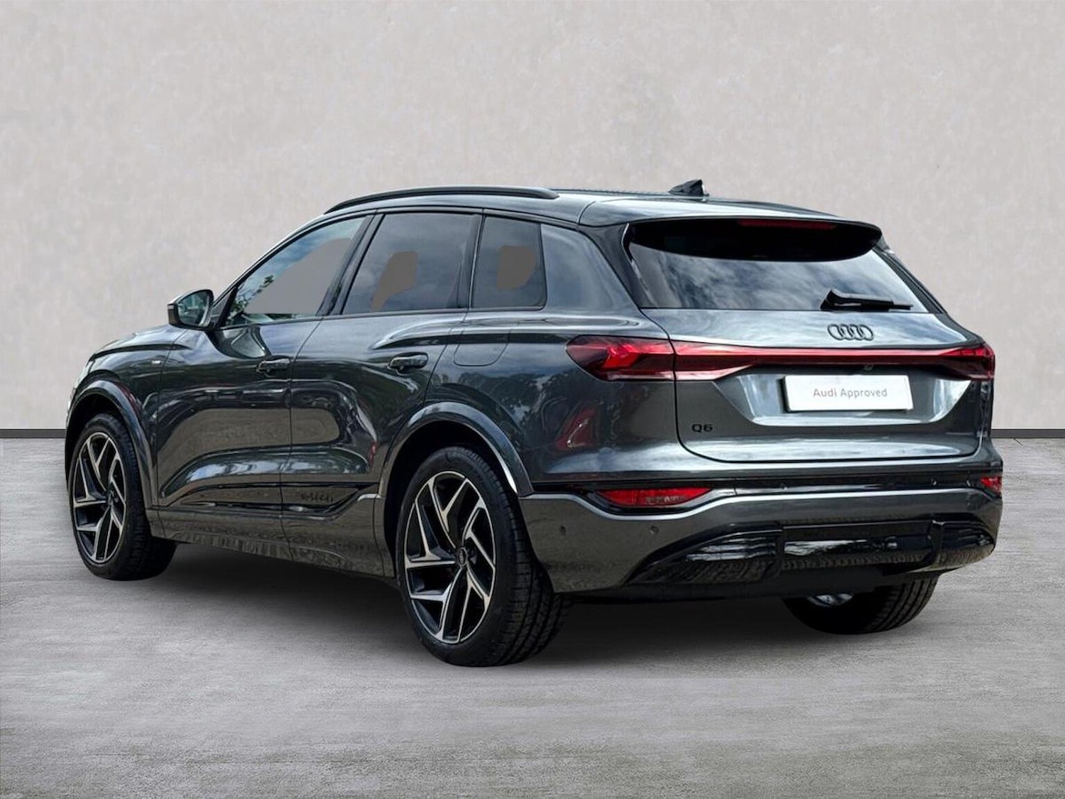 Used Audi Q6 e-tron 2025 for sale - 76320725: Photo 2
