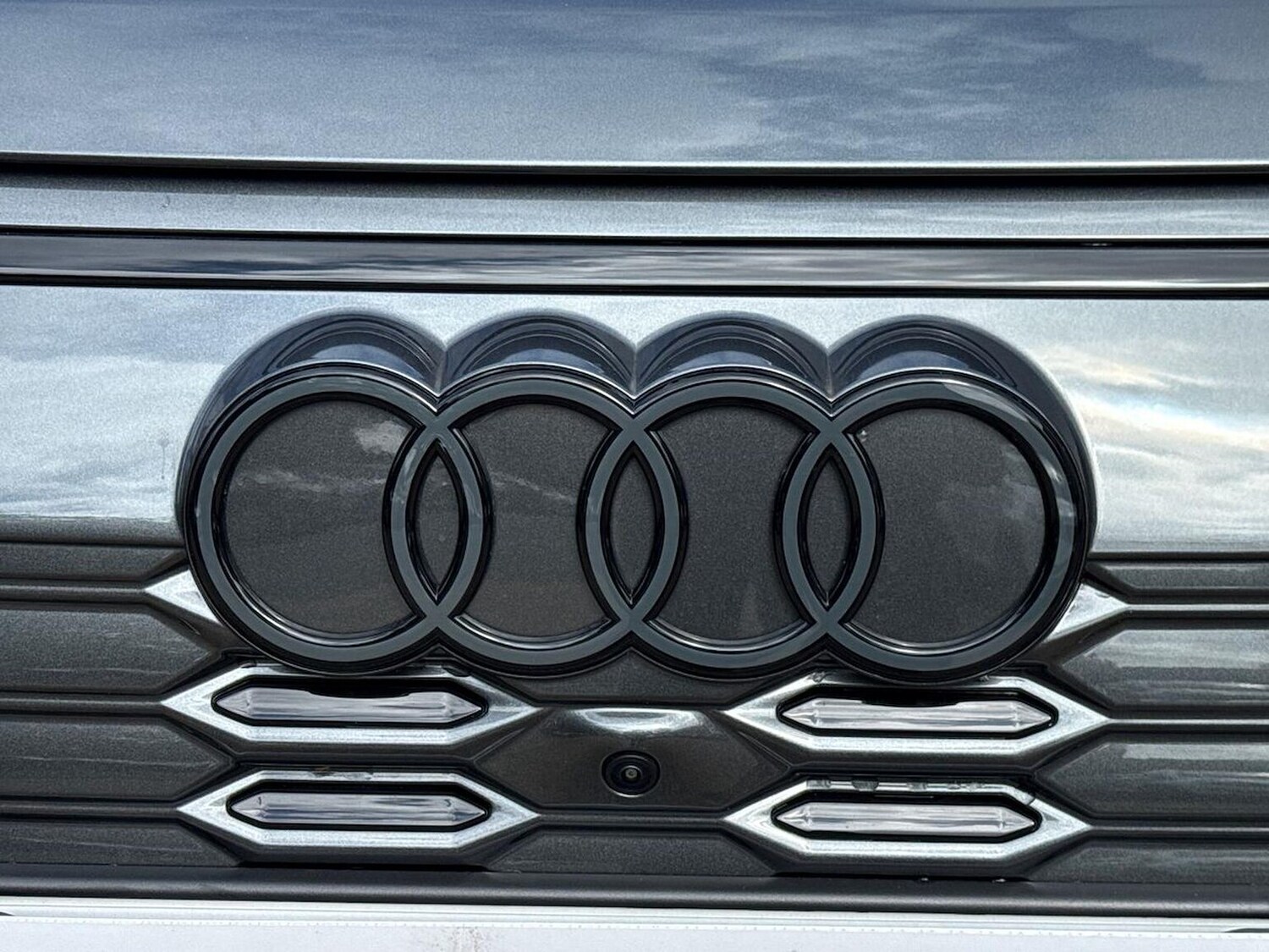 Used Audi Q6 e-tron 2025 for sale - 76320725: Photo 33