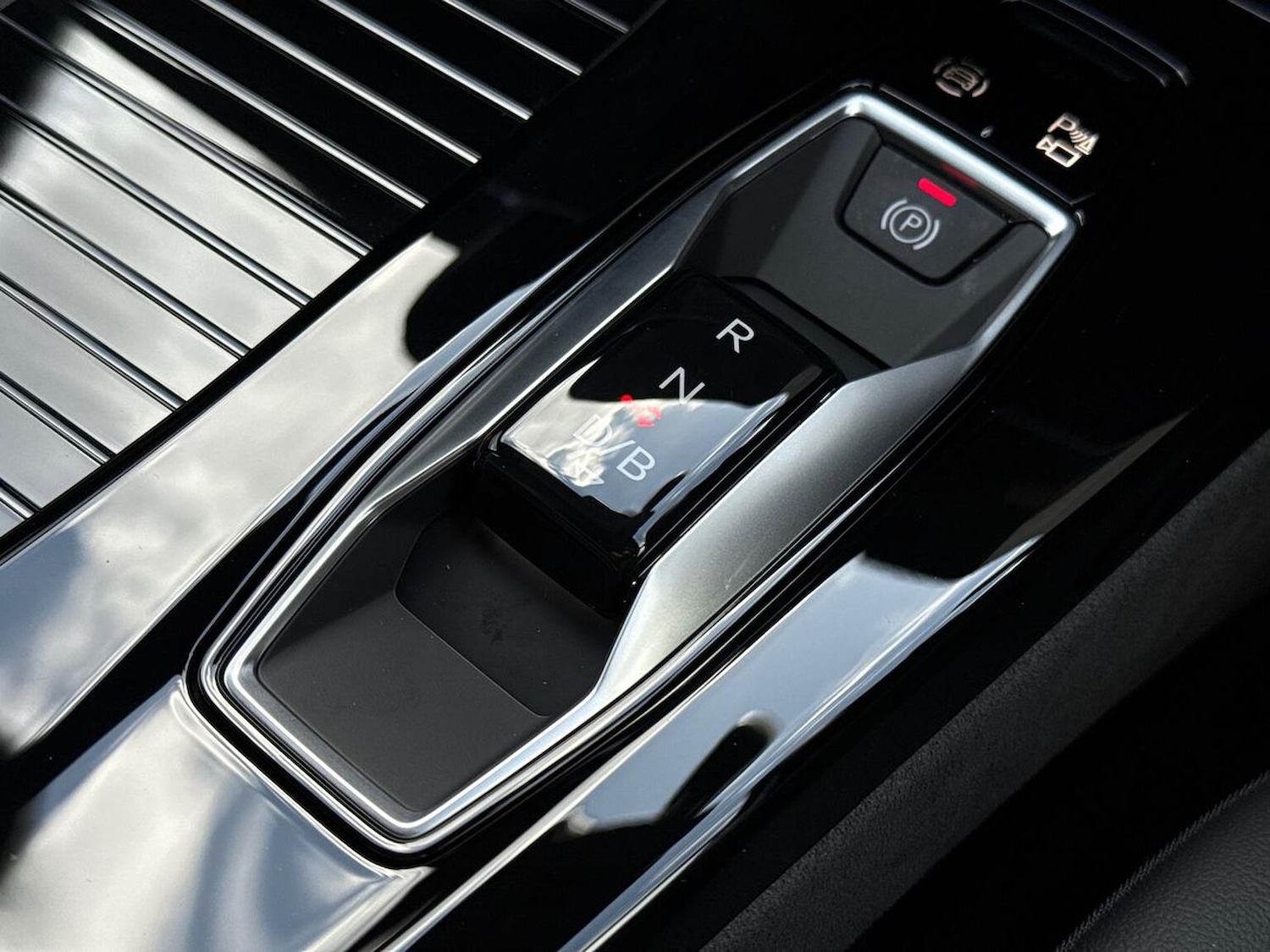 Used Audi Q6 e-tron 2025 for sale - 76320725: Photo 40