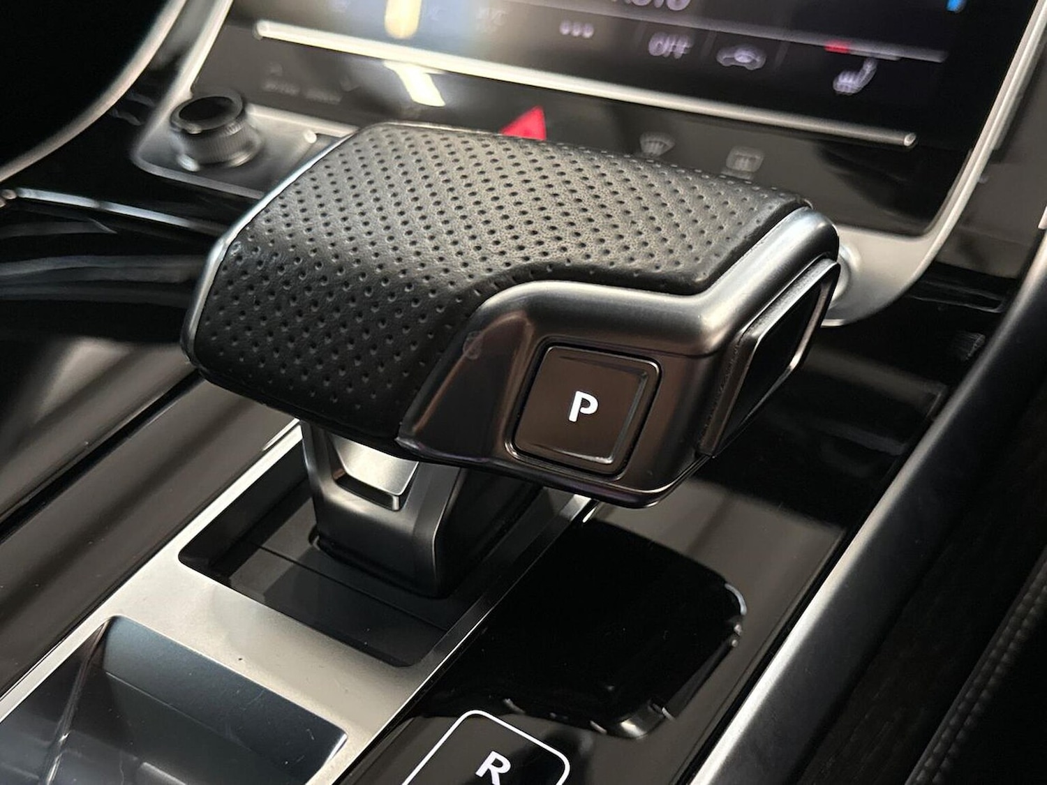 Used Audi Q8 2020 for sale - 76418160: Photo 40