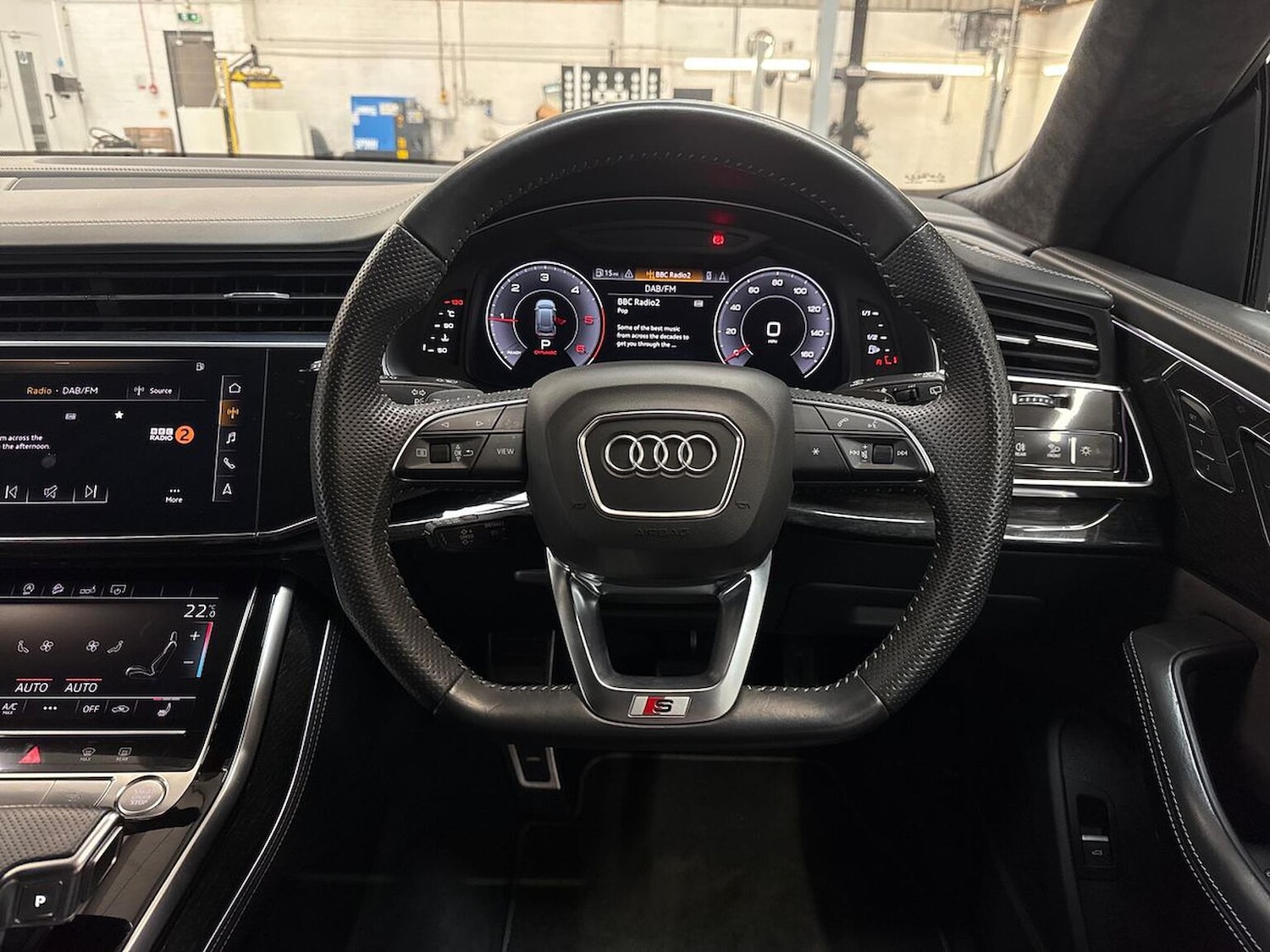 Used Audi Q8 2020 for sale - 76418160: Photo 9