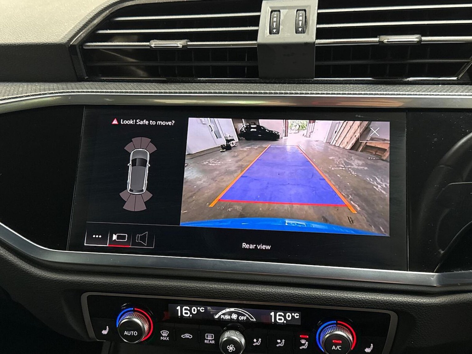 Used Audi Q3 2021 for sale - 76611609: Photo 23