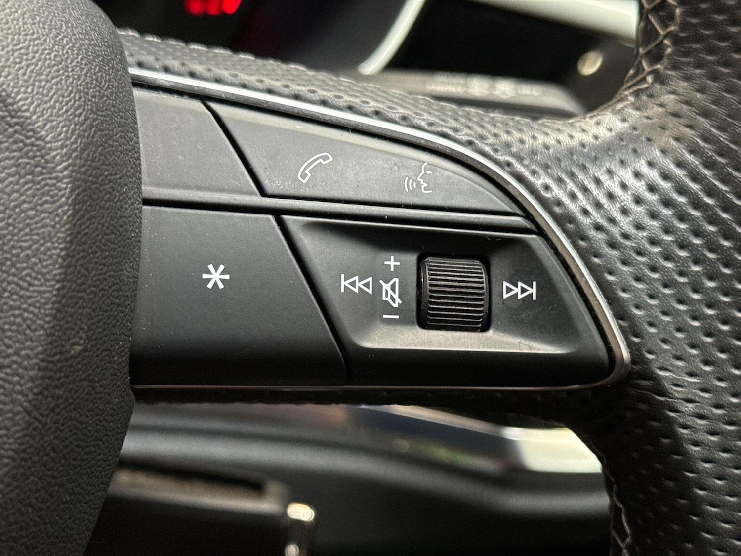 Used Audi Q3 2021 for sale - 76611609: Photo 26