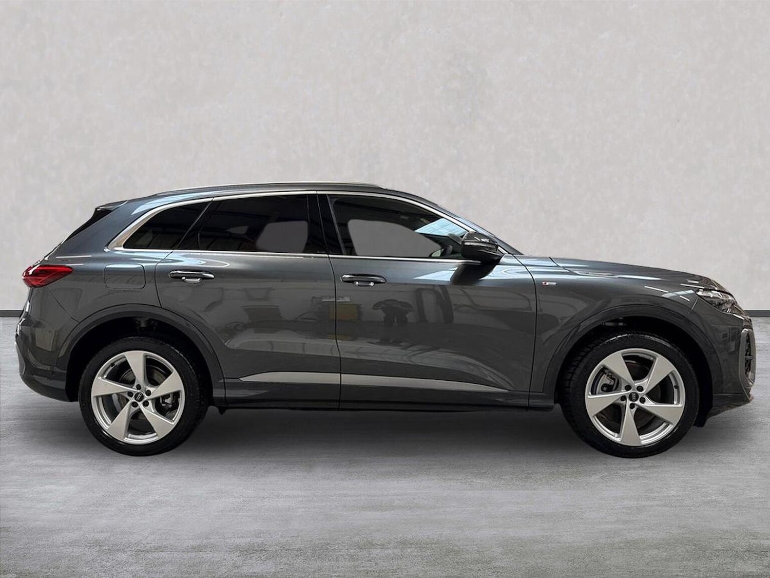 Used Audi Q5 2025 for sale - 76735572: Photo 3