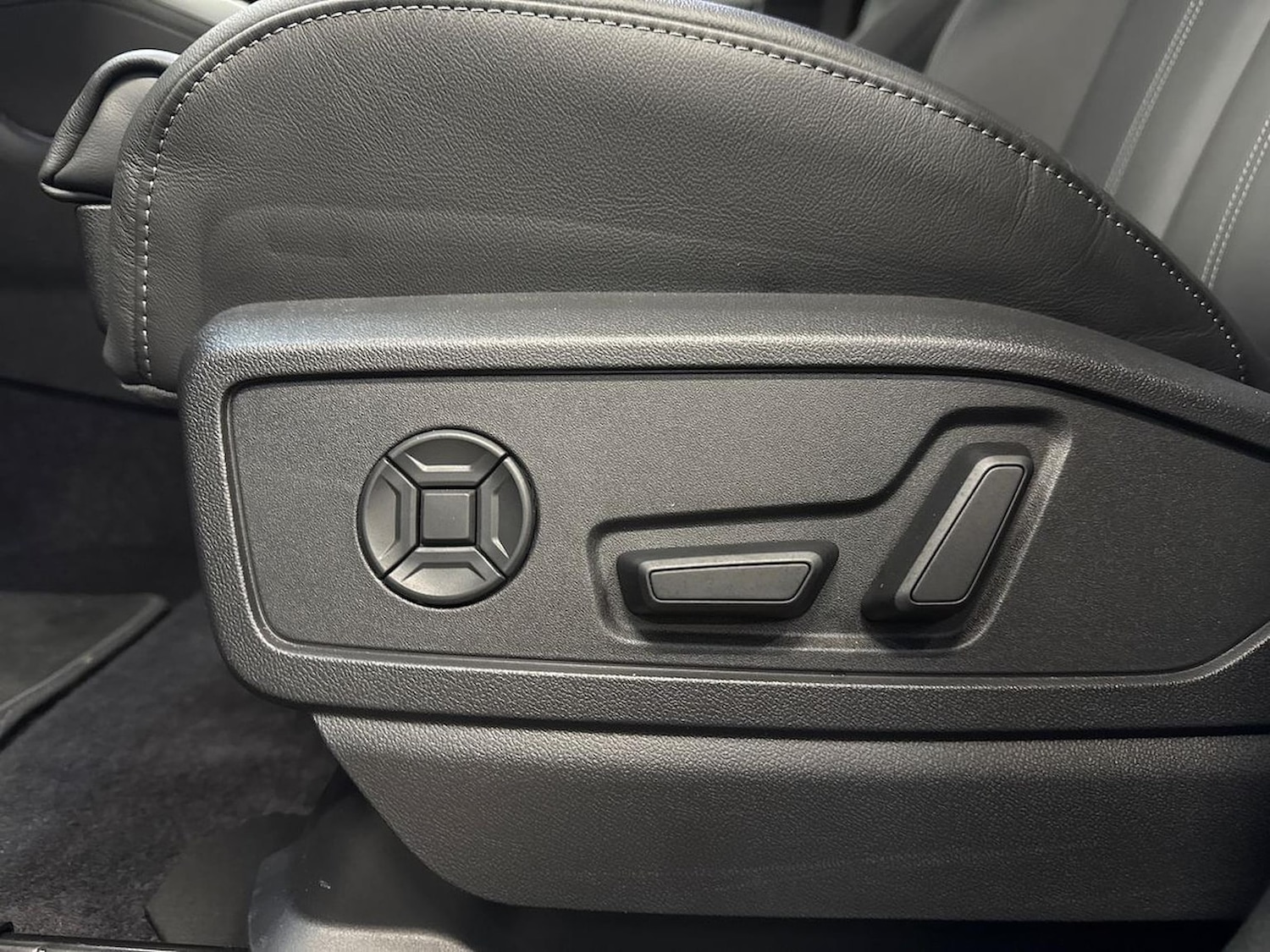 Used Audi Q5 2025 for sale - 77487739: Photo 30