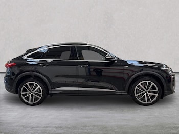 Used Audi Q5 2025 for sale - 77487739: Photo