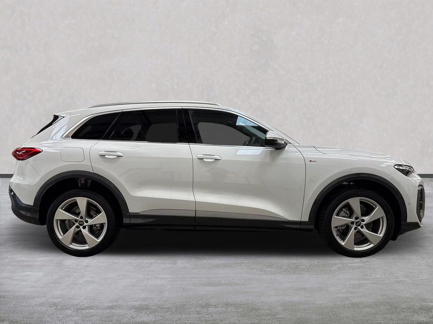 Used Audi Q5 2025 for sale - 77487745: Photo 3