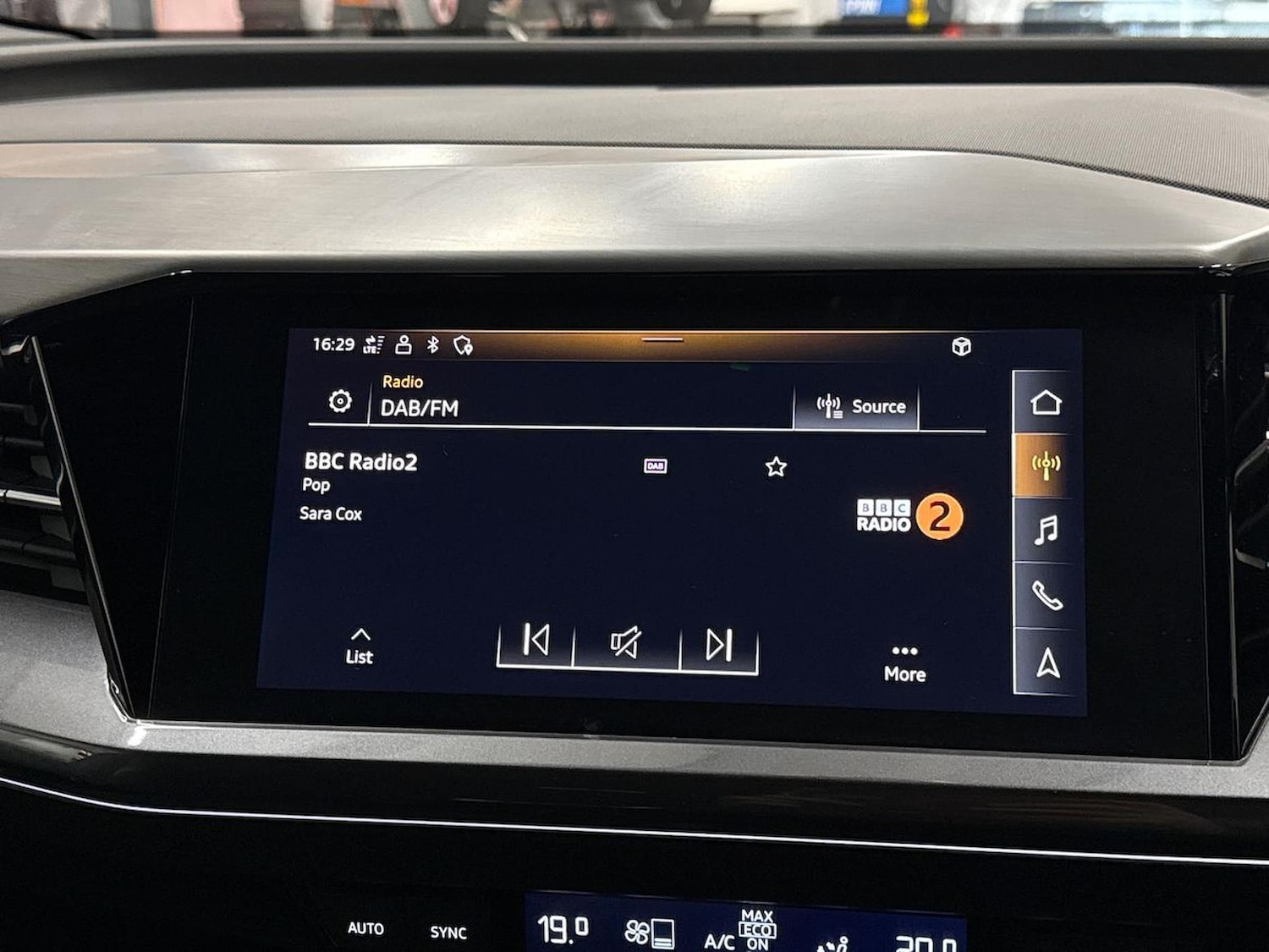 Used Audi Q4 e-tron 2021 for sale - 76741093: Photo 11