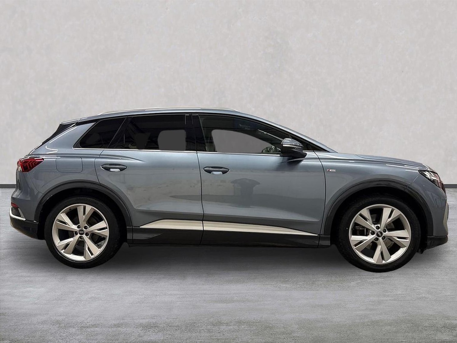 Used Audi Q4 e-tron 2021 for sale - 76741093: Photo 3