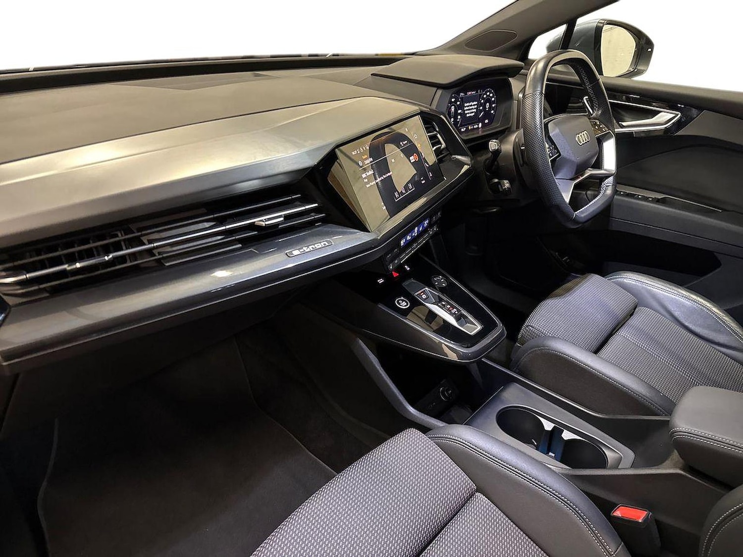 Used Audi Q4 e-tron 2021 for sale - 76741093: Photo 7