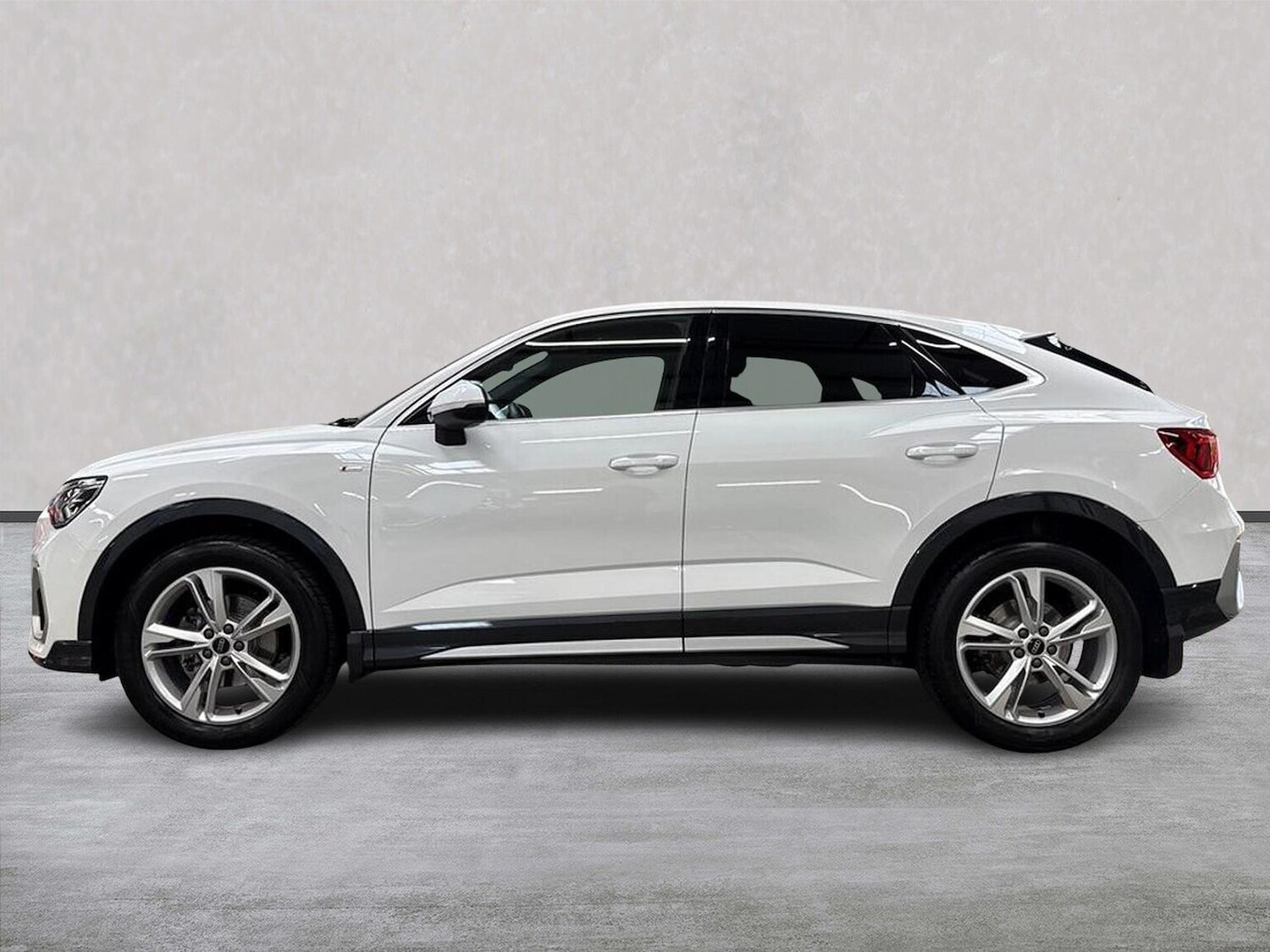 Used Audi Q3 2024 for sale - 76281270: Photo 19