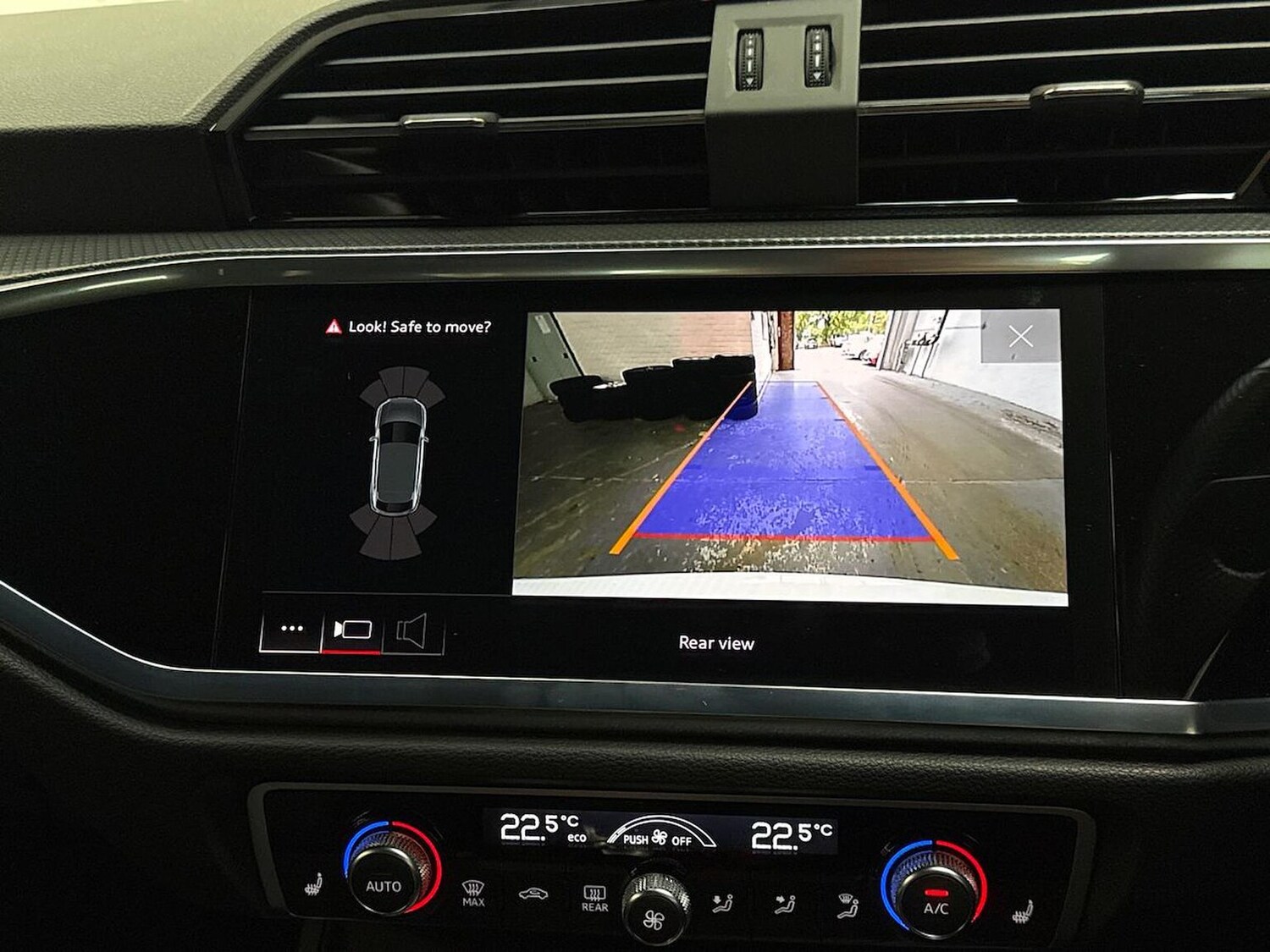 Used Audi Q3 2024 for sale - 76281270: Photo 23