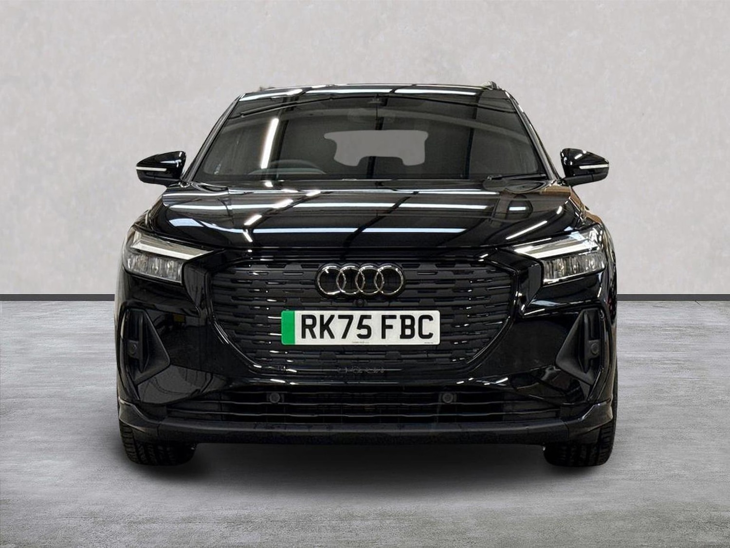 Used Audi Q4 e-tron 2025 for sale - 76490783: Photo 5