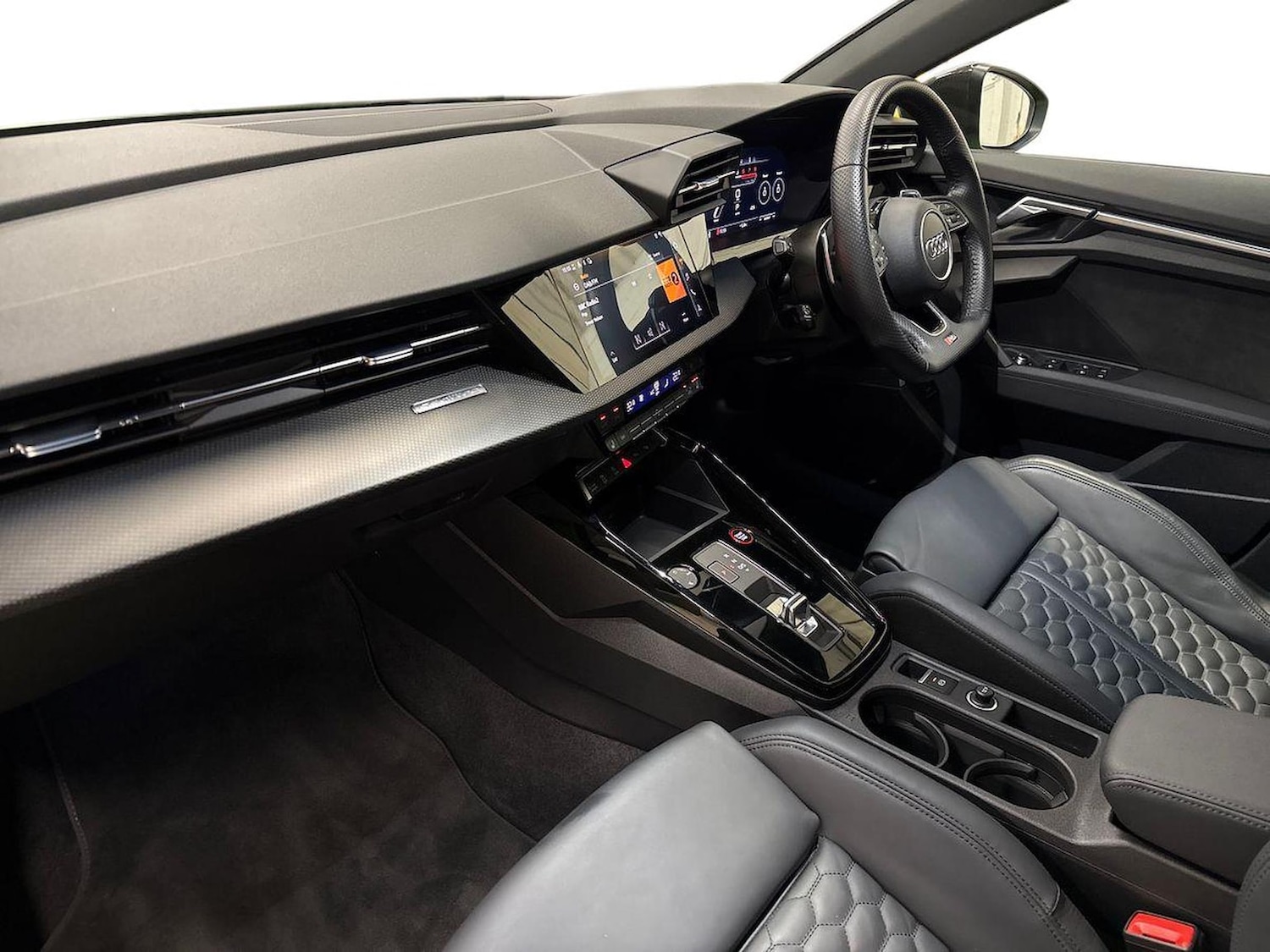 Used Audi RS3 2023 for sale - 76741097: Photo 7