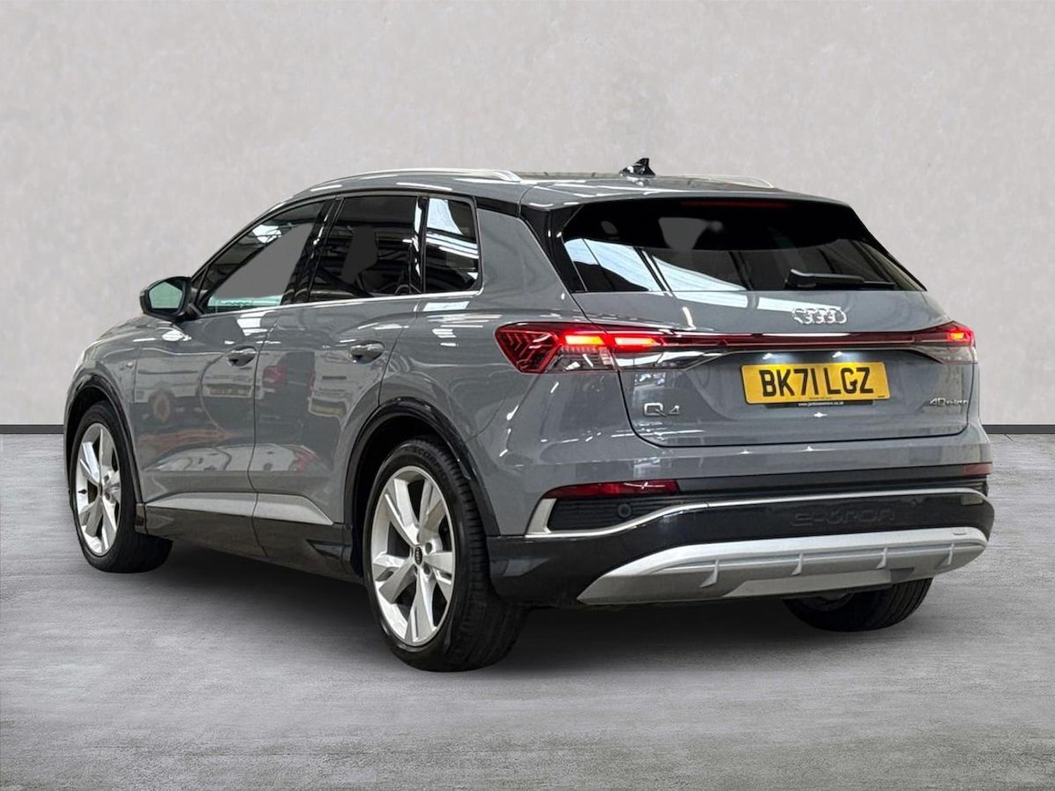 Used Audi Q4 e-tron 2021 for sale - 76741084: Photo 2