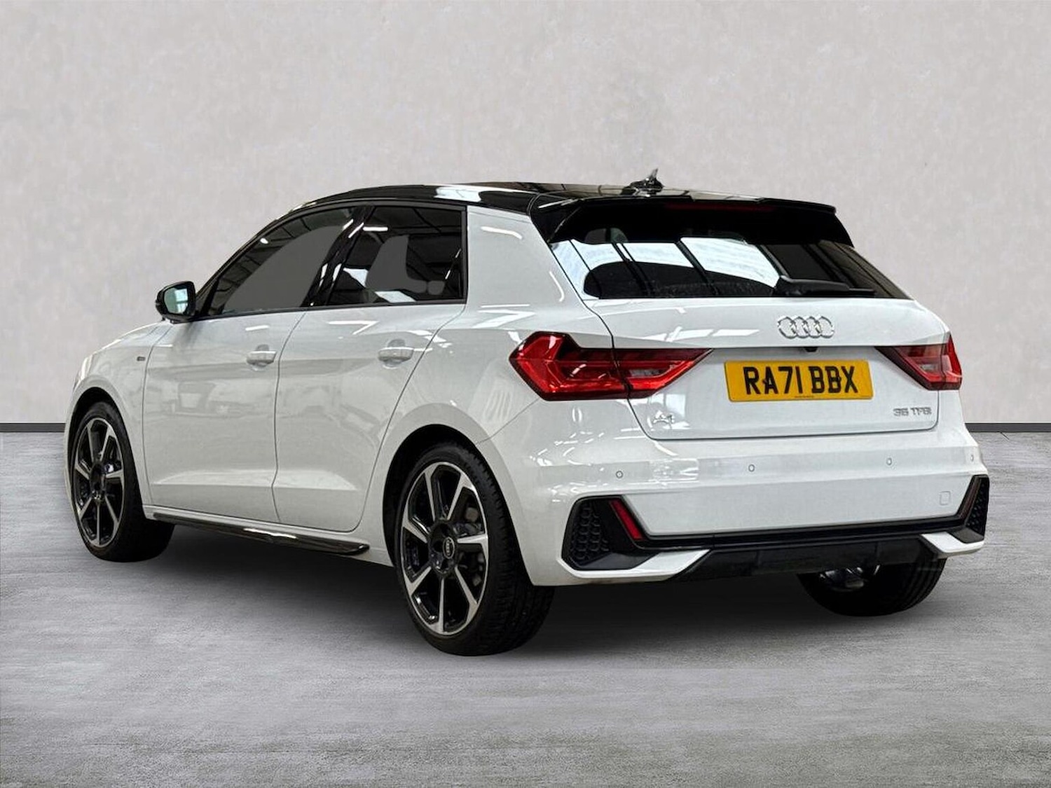 Used Audi A1 2022 for sale - 76741121: Photo 2