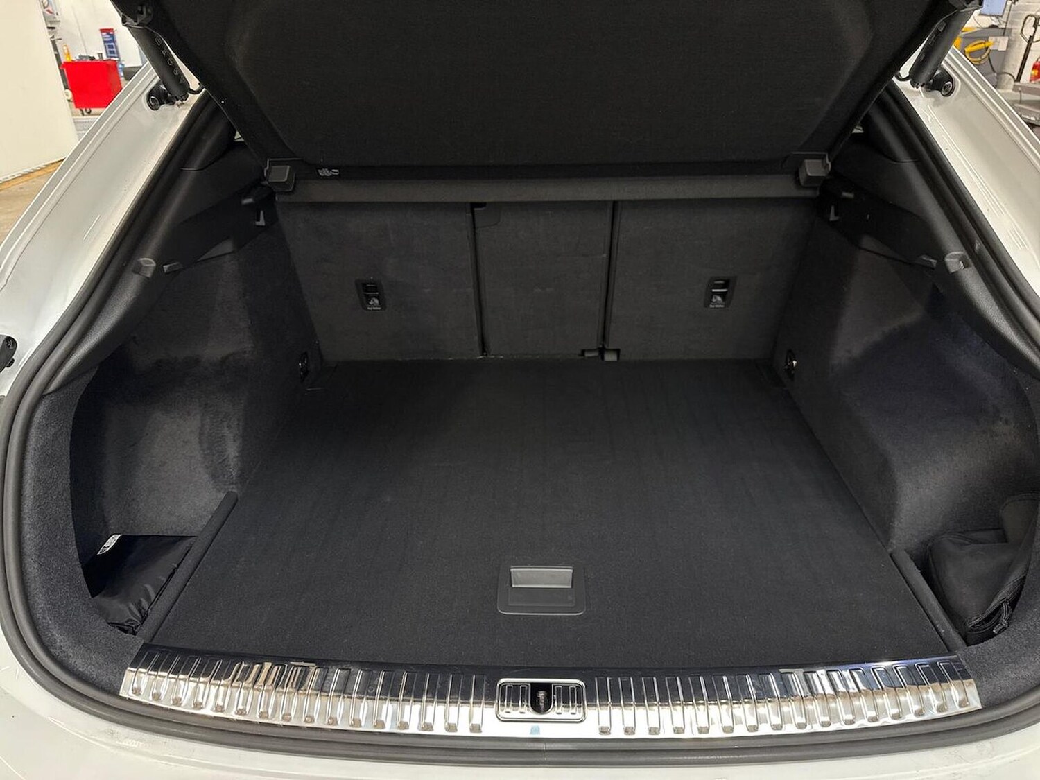 Used Audi Q3 2024 for sale - 76741117: Photo 17