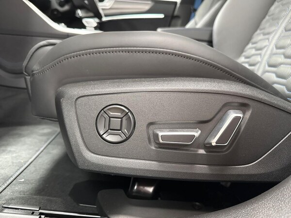 Used Audi RS7 2025 for sale - 75437189: Photo 30