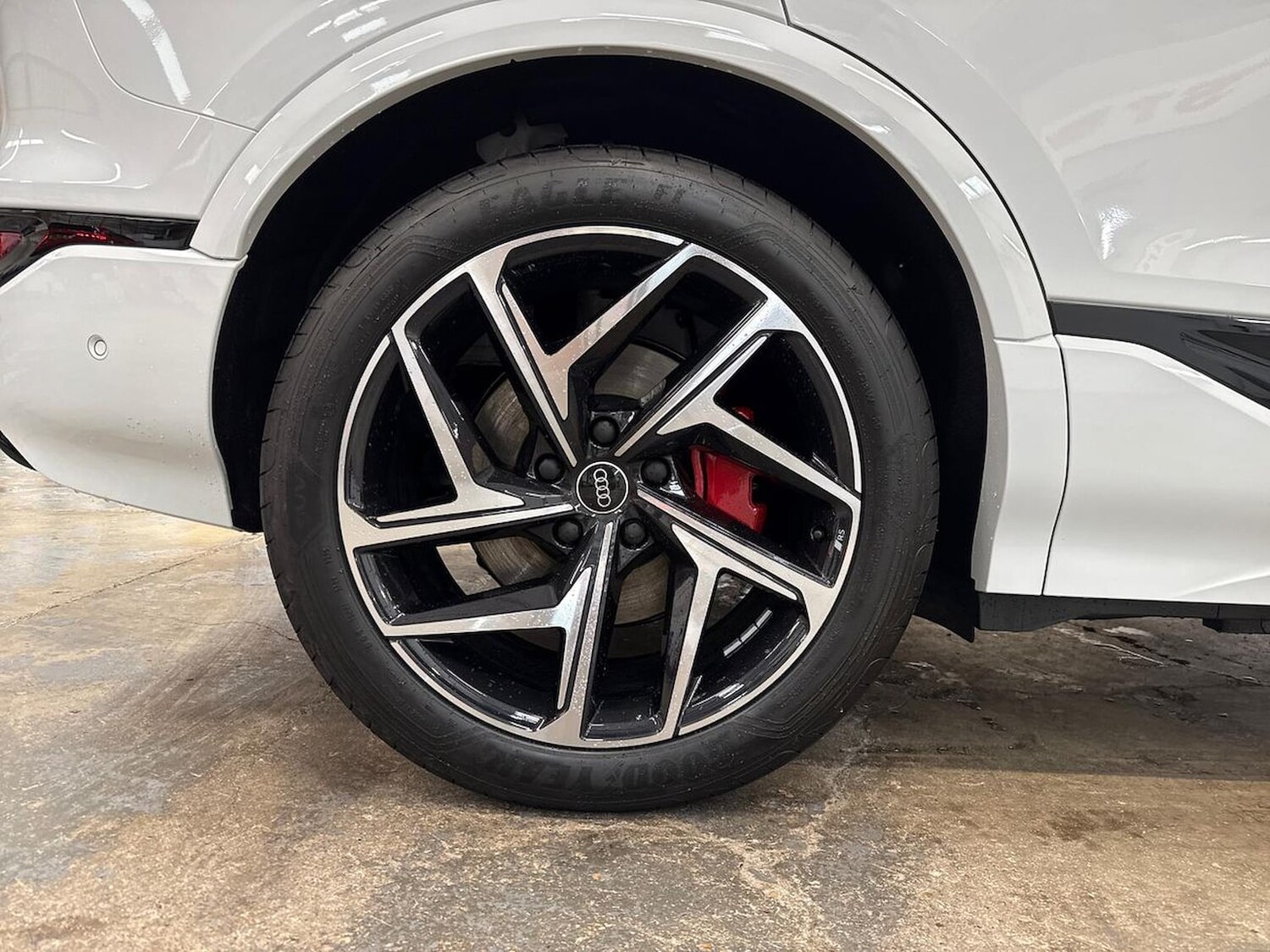 Used Audi Q6 e-tron 2025 for sale - 77487755: Photo 6