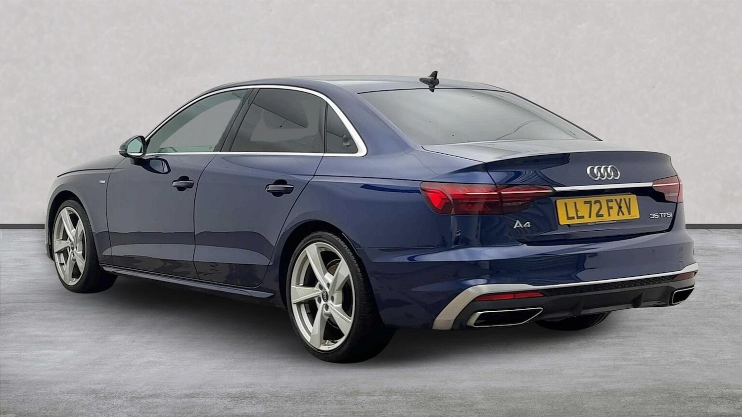 Used Audi A4 2022 for sale - 76963463: Photo 2