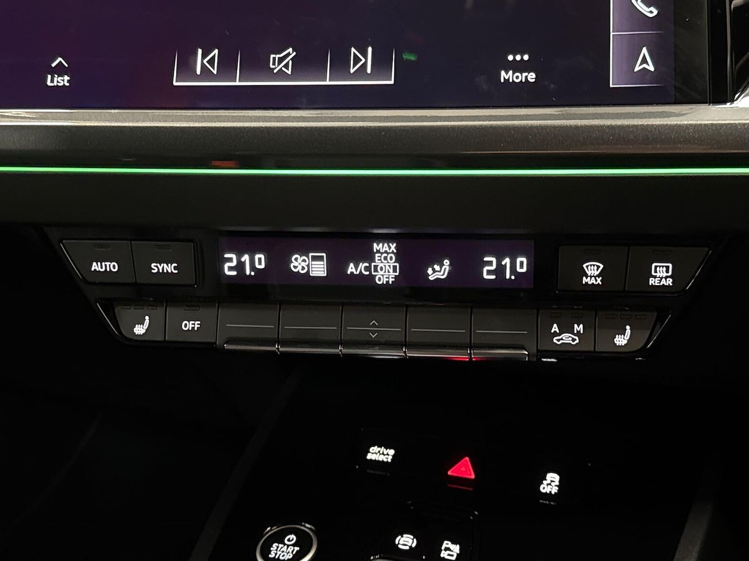 Used Audi Q4 e-tron 2025 for sale - 76741112: Photo 12