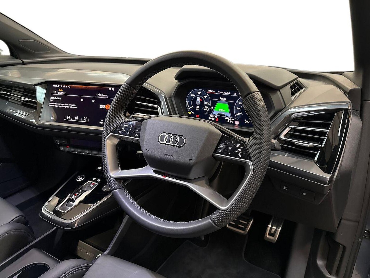 Used Audi Q4 e-tron 2025 for sale - 76741112: Photo 15