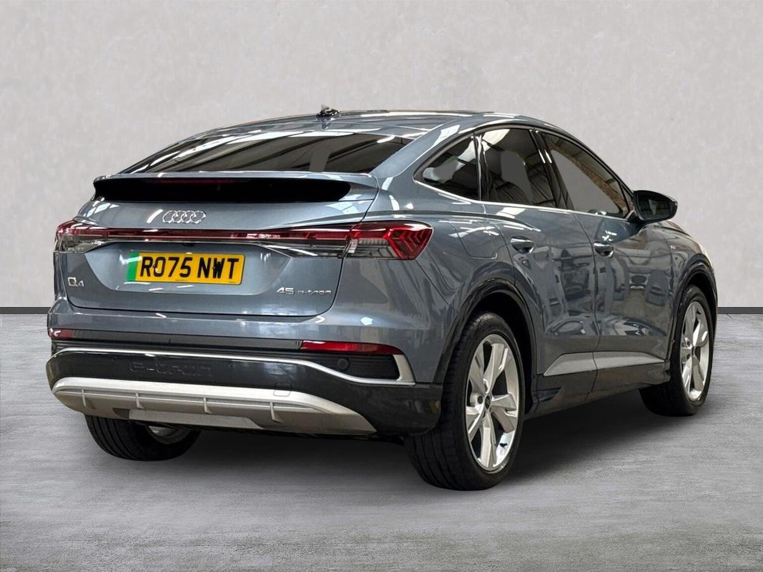 Used Audi Q4 e-tron 2025 for sale - 76741112: Photo 18