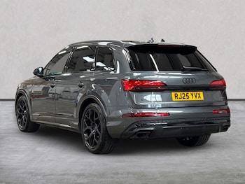 Used Audi Q7 2025 for sale - 77973933: Photo