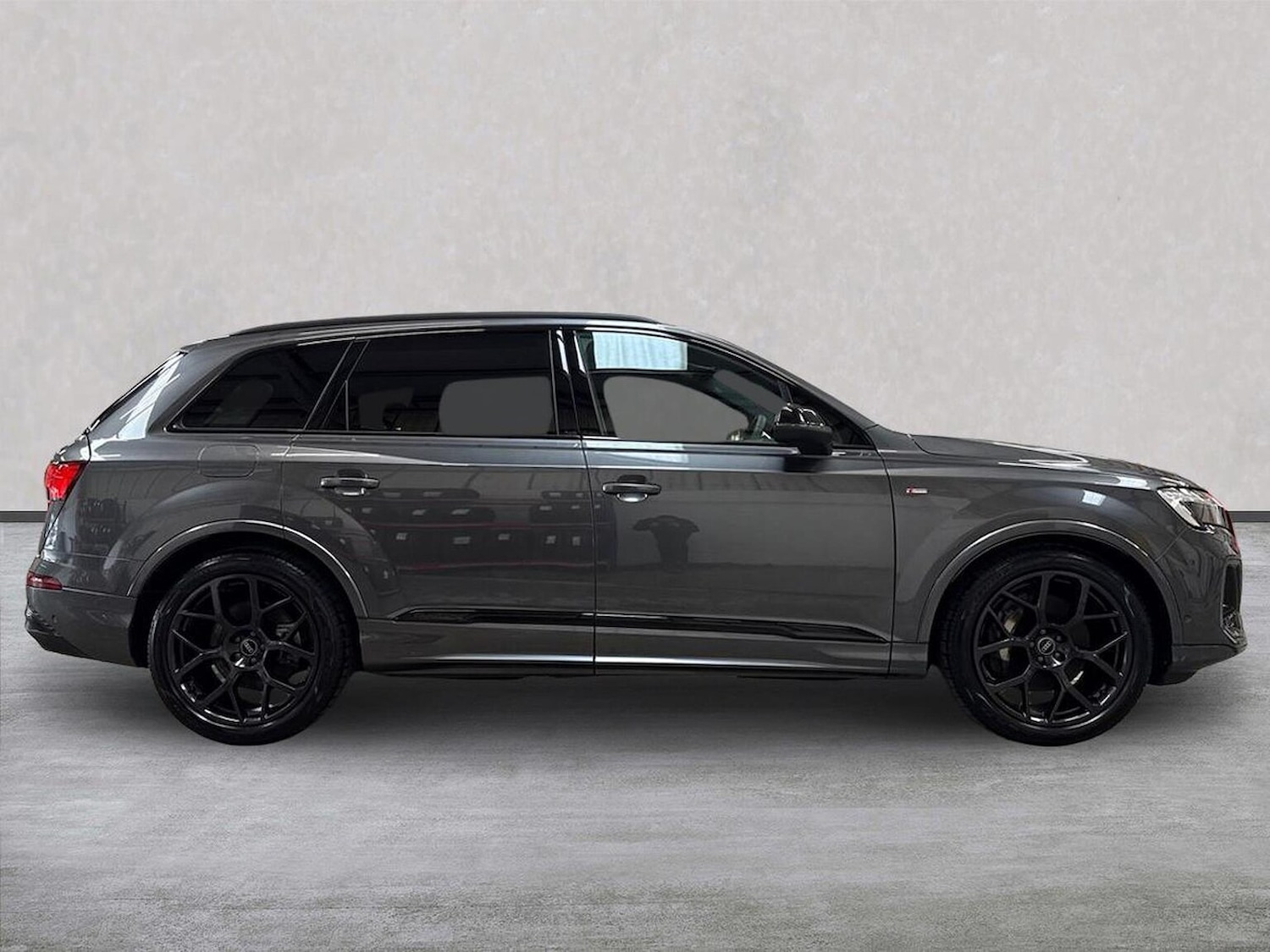 Used Audi Q7 2025 for sale - 77973933: Photo 3