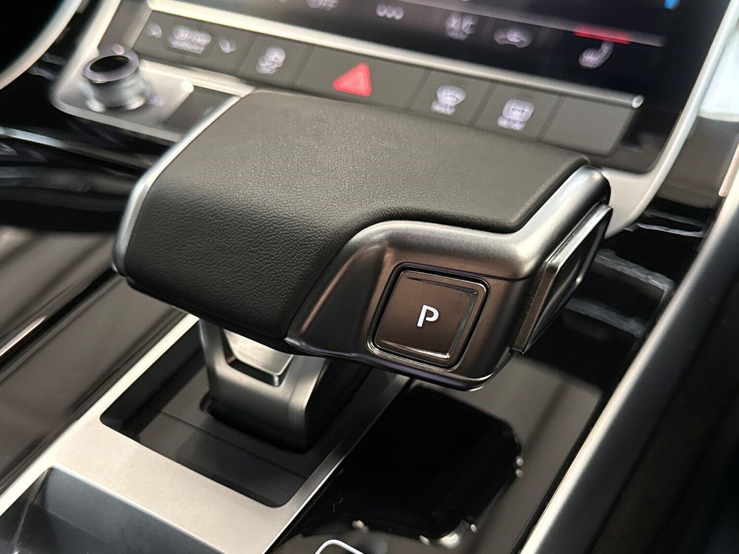 Used Audi Q7 2025 for sale - 77973933: Photo 40