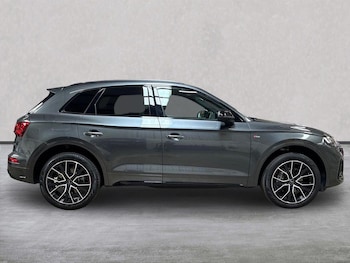 Used Audi Q5 2024 for sale - 79380002: Photo