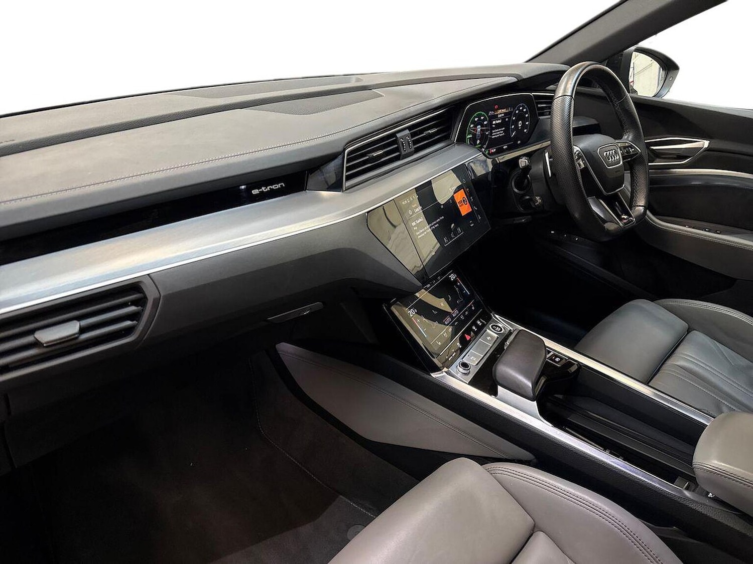 Used Audi e-tron 2022 for sale - 77056683: Photo 9