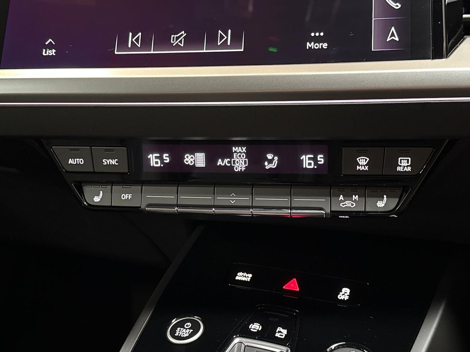 Used Audi Q4 e-tron 2025 for sale - 76455164: Photo 12