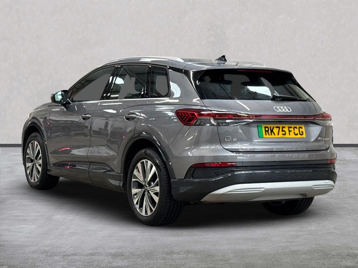 Used Audi Q4 e-tron 2025 for sale - 76455164: Photo 2