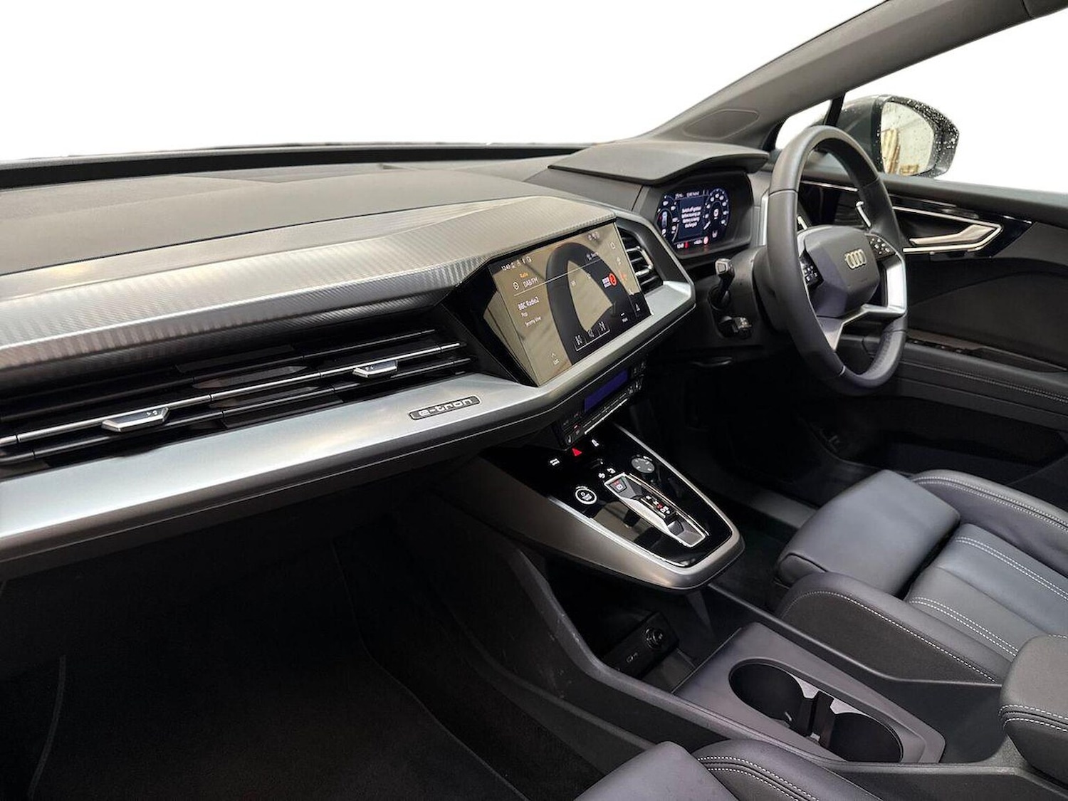 Used Audi Q4 e-tron 2025 for sale - 76455164: Photo 7