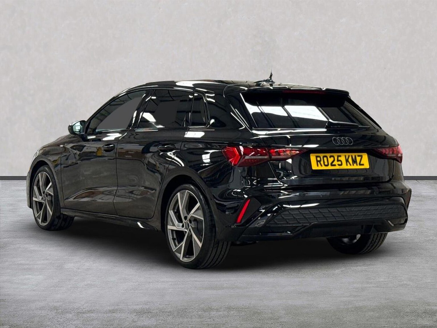 Used Audi A3 2025 for sale - 76720288: Photo 2