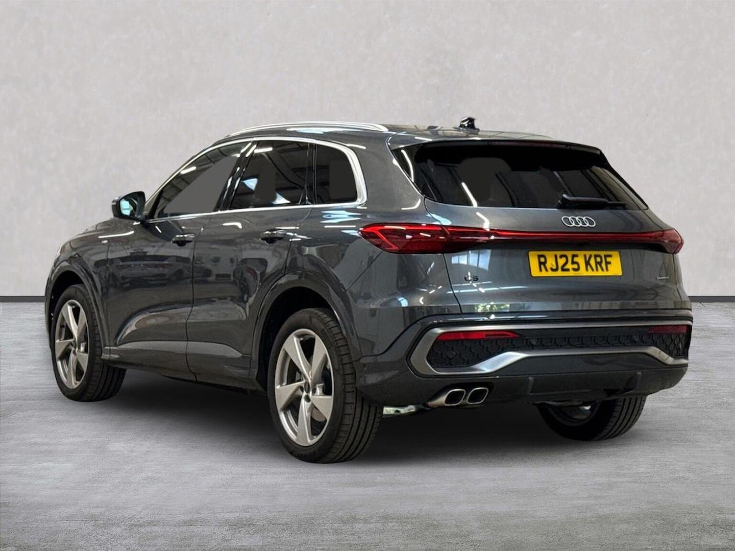 Used Audi Q5 2025 for sale - 76319627: Photo 2