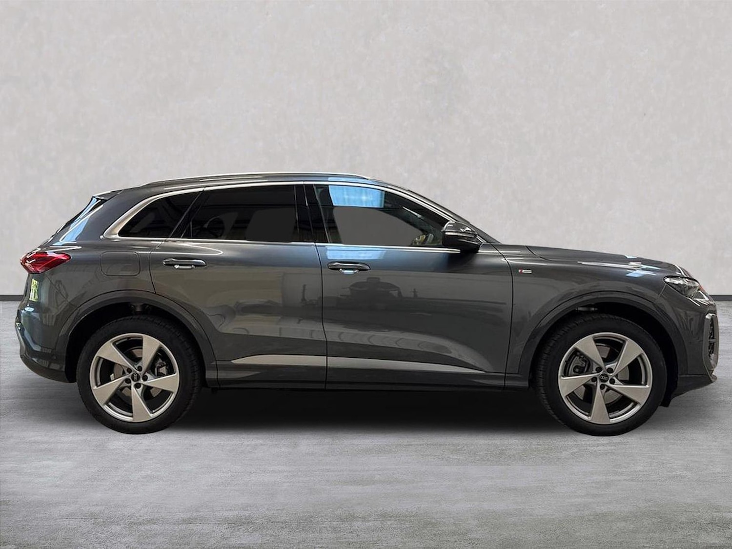 Used Audi Q5 2025 for sale - 76319627: Photo 3