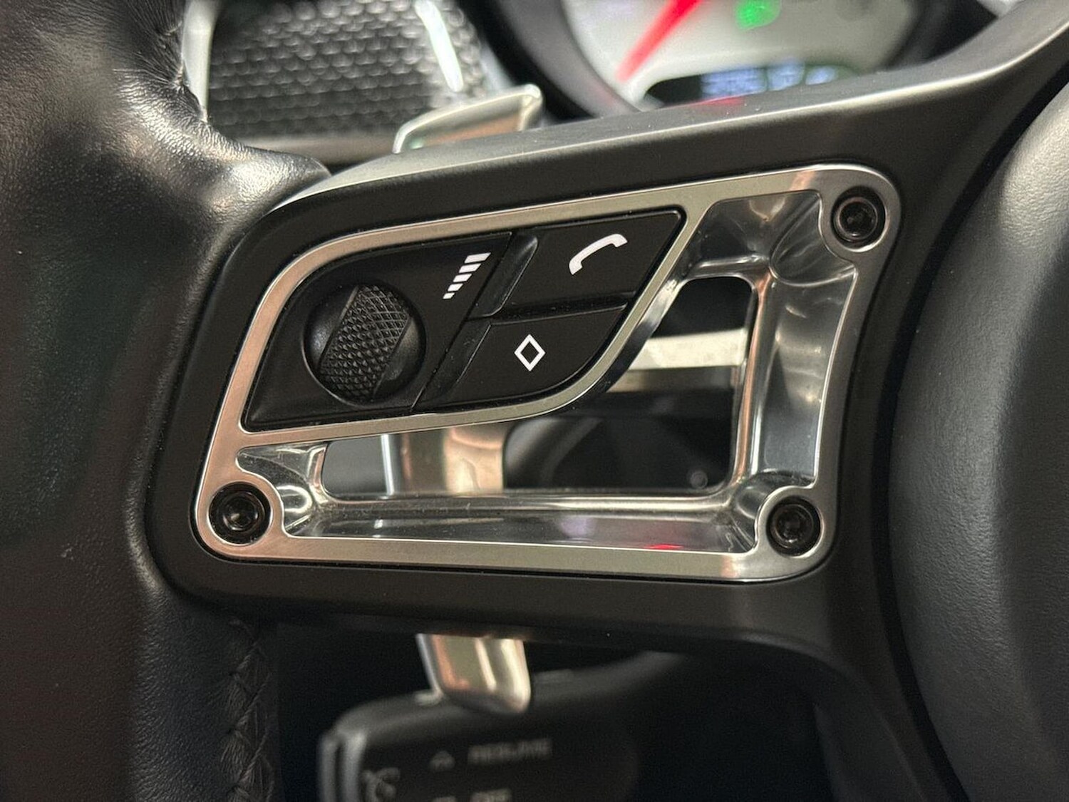 Used Porsche Macan 2019 for sale - 78193160: Photo 29