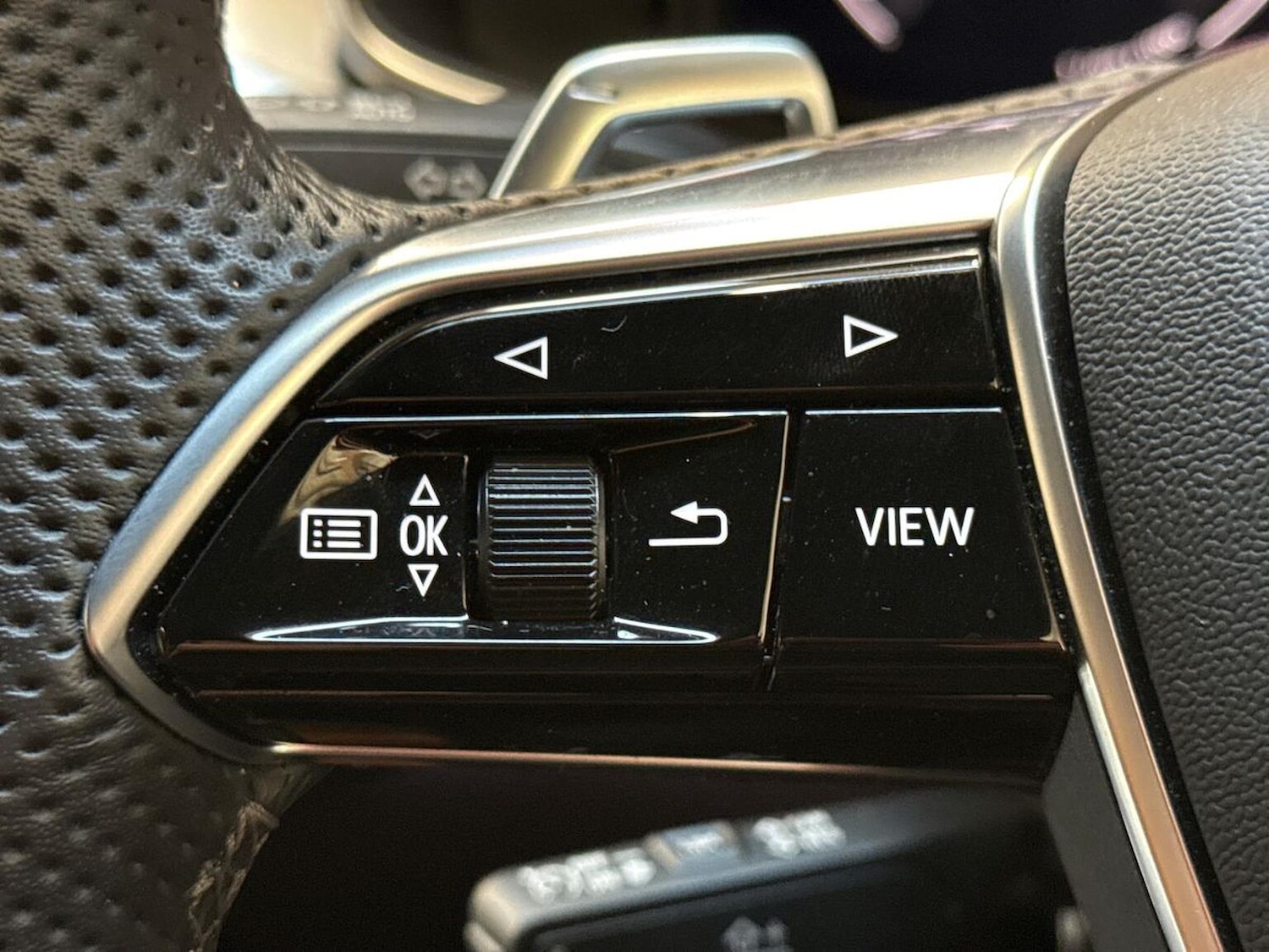 Used Audi RS6 2023 for sale - 76369146: Photo 27