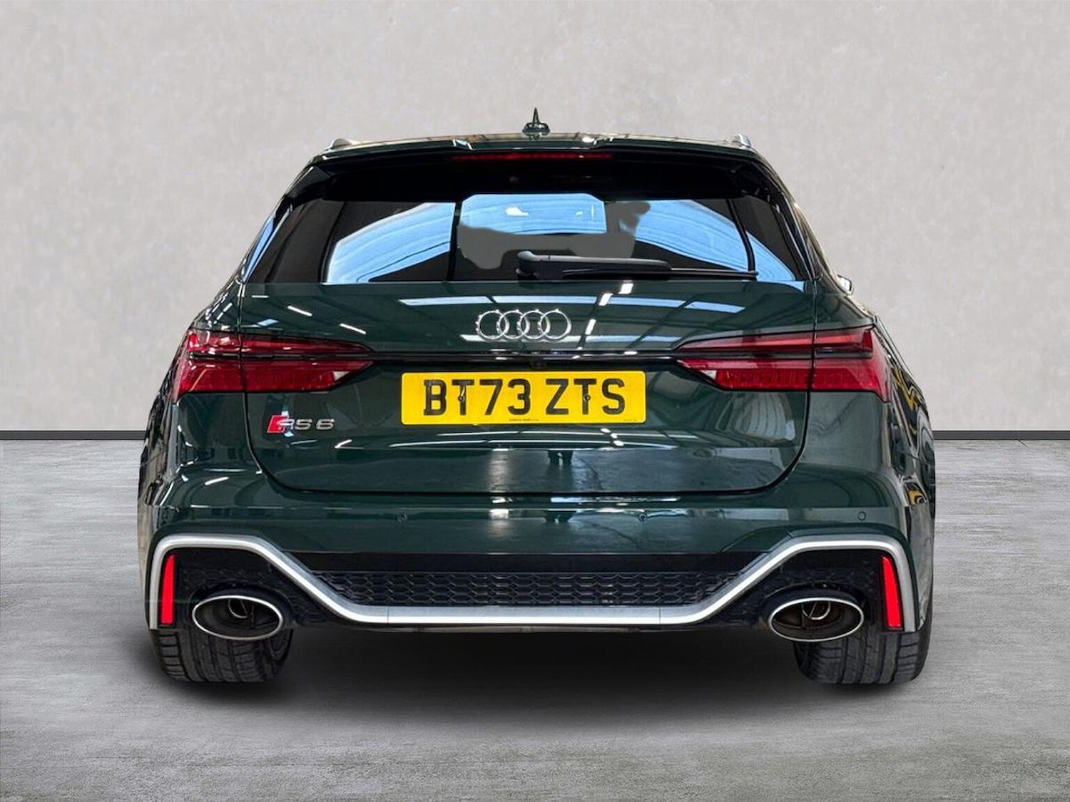 Used Audi RS6 2023 for sale - 76369146: Photo 4